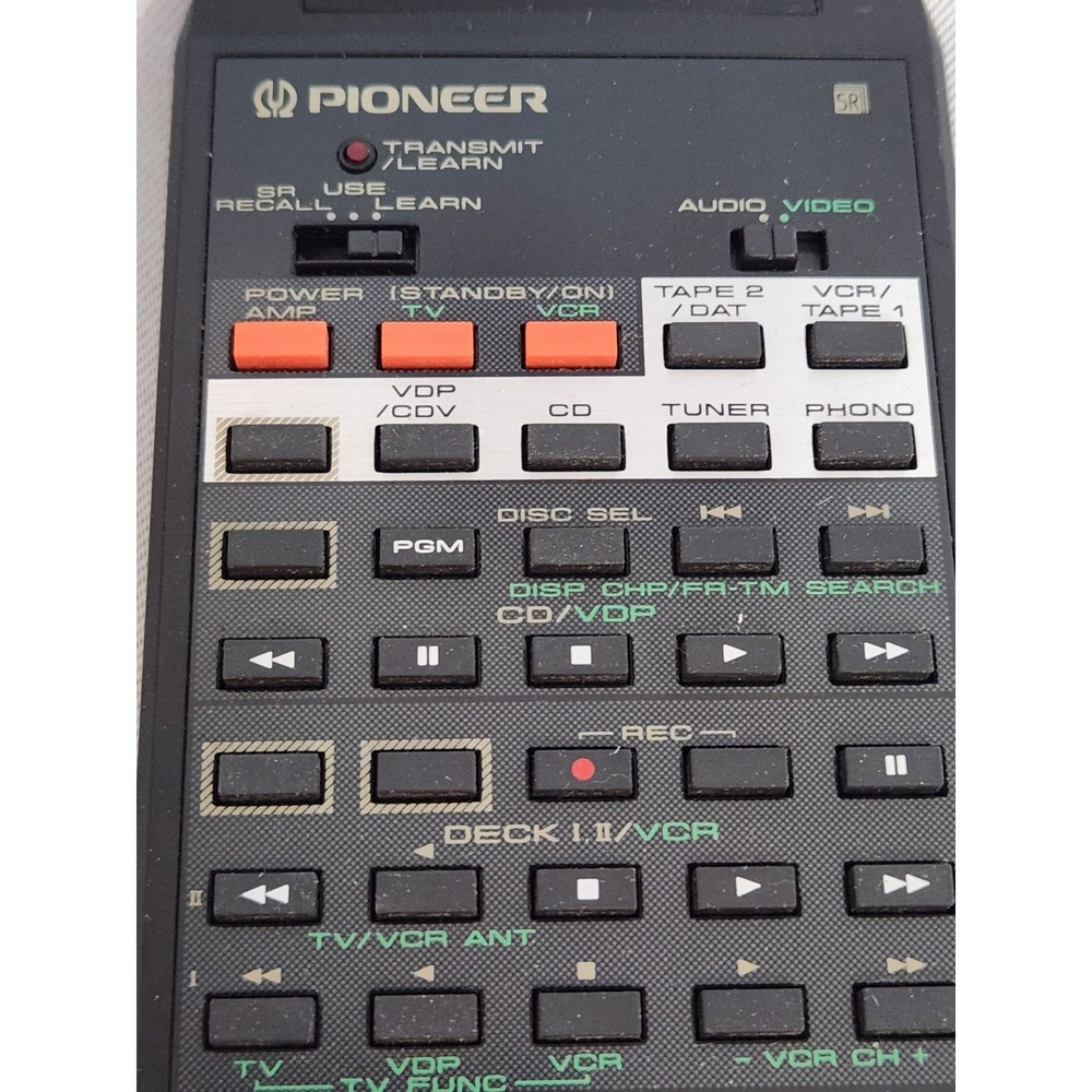 PIONEER CU-AV70 AV Progammable Remote Control - Picture 2 of 3